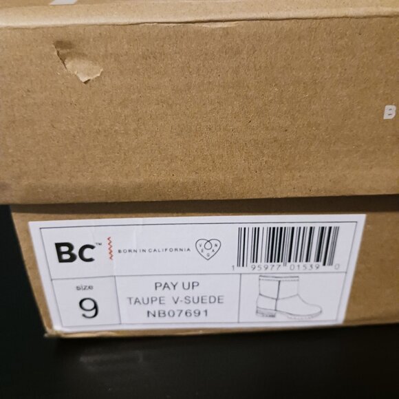 NEW‎ BC Pay Up Taupe V-Suede Lug Sole Ankle Boots Size 9 - Picture 11 of 11